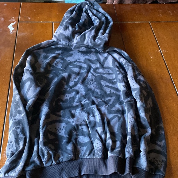 H&M size 12/14 hoodie. Approximately 22 inches long. Nice condition. - Picture 3 of 6